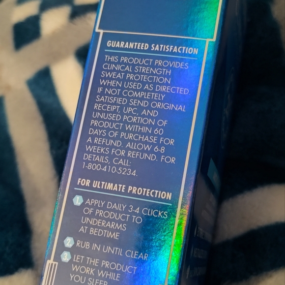 NEW! Men's Gillette Clinical Deodorant 1.7oz (Have 3 Available) - Picture 8 of 9